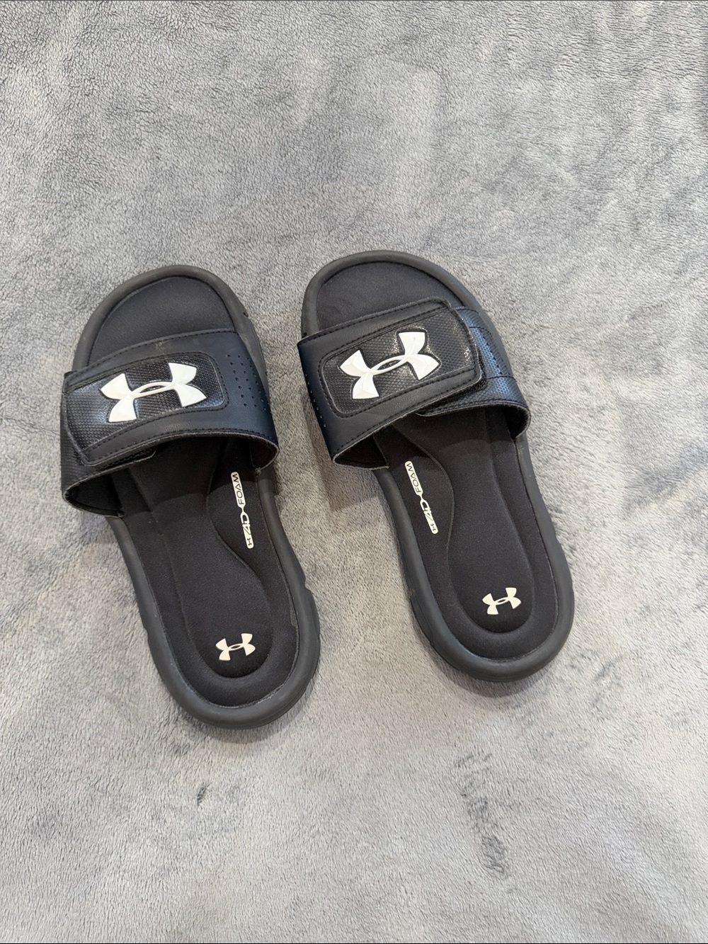 Under Armour Black Kids Slide Sandals with White Logo